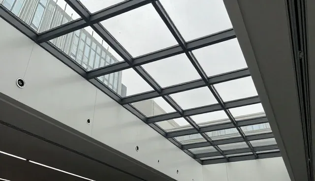 品牌建设中如何应对本地化挑战，实现有效传播